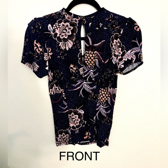 Free People I Hear Me Roar Top Sz XS I Puff Short Sleeve Fitted Floral Blouse - Picture 2 of 7